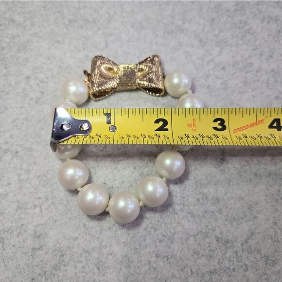 🐢 Kate Spade Gold Bow + Pearl Bracelet 🥰🥰😍 - Picture 9 of 13